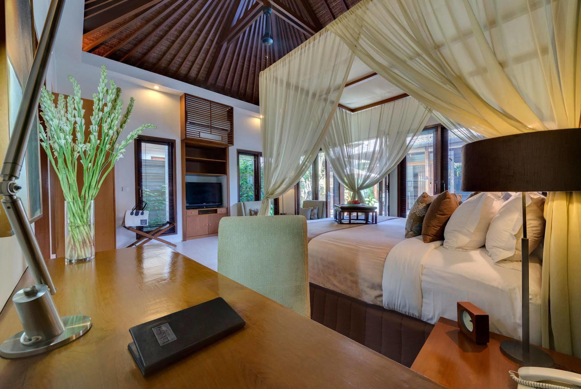 Lakshmi Villas Seminyak  Exterior photo