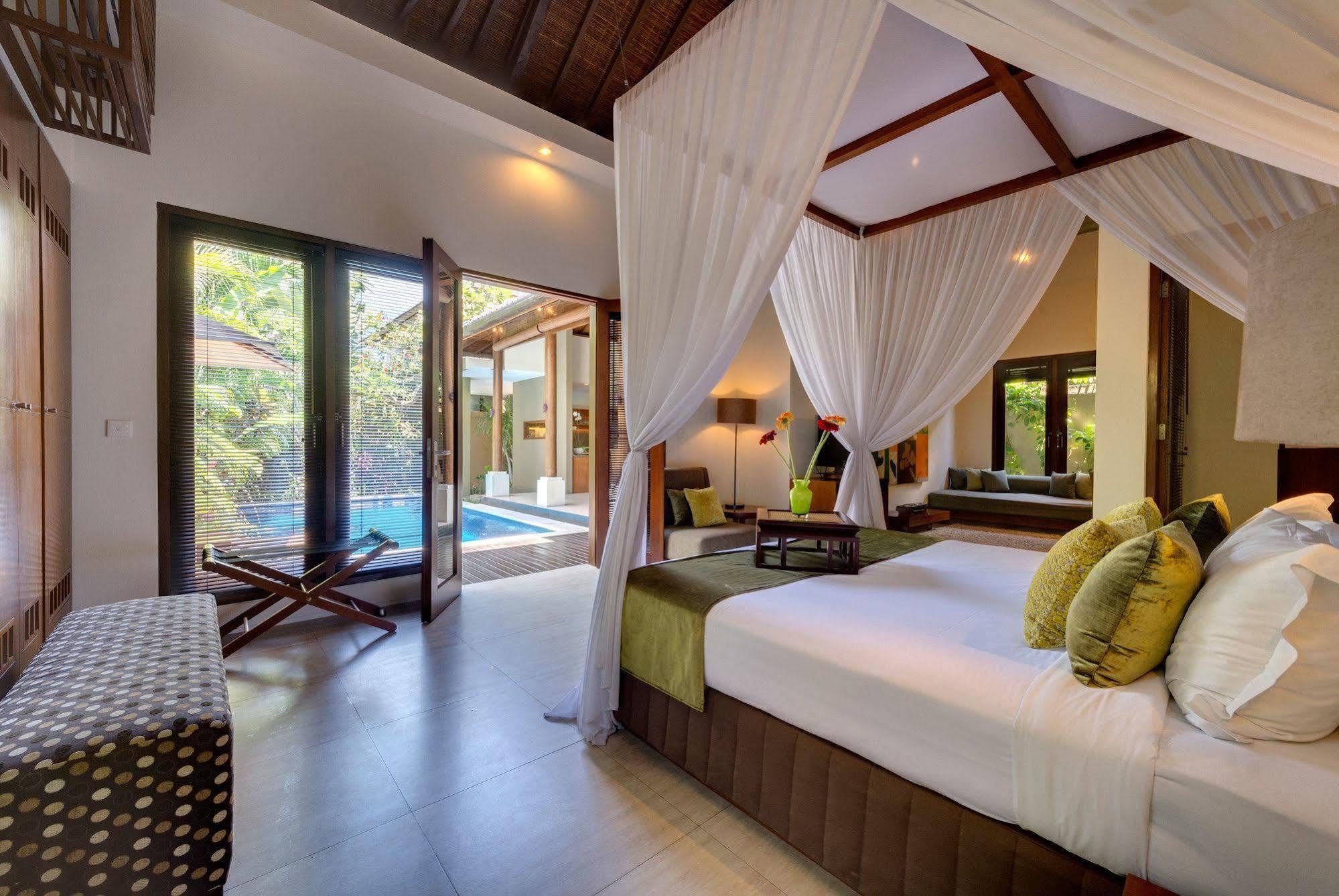 Lakshmi Villas Seminyak  Exterior photo