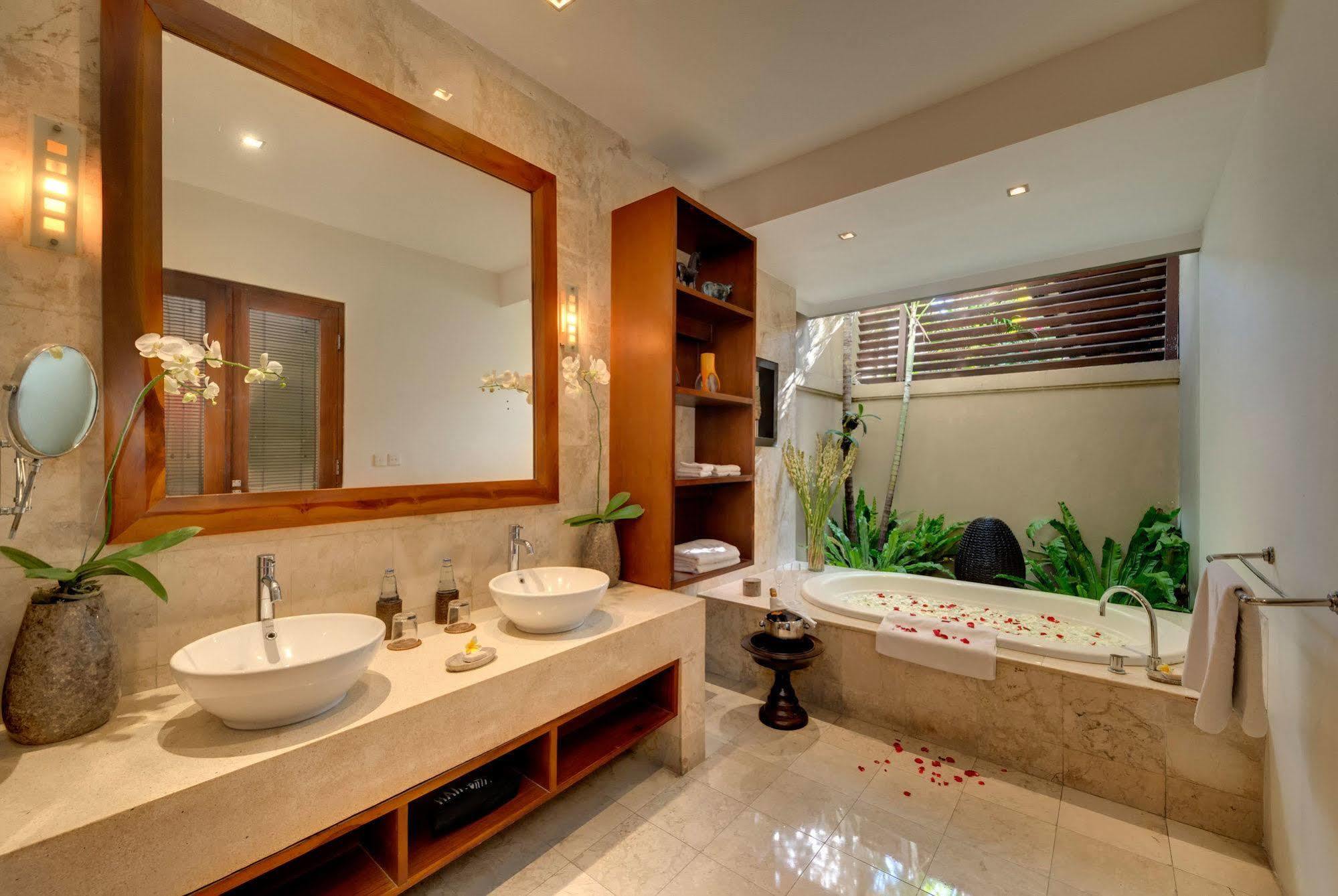 Lakshmi Villas Seminyak  Exterior photo